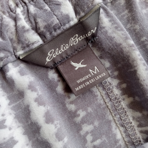 EDDIE BAUER Skirt Grey Pattern Lightweight with Pockets - Picture 2 of 8